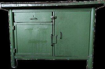 Dílenský ponk - pracocní stůl