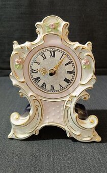 Porcelánové hodiny Royal Dux