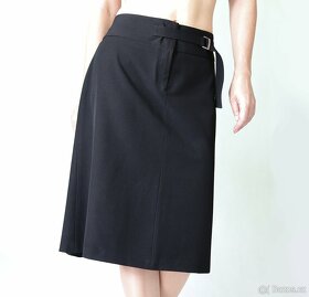 Nová černá pouzdrová sukně s godetem Esisto vel.46