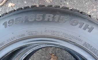 2ks zimní pneu 195/65 r15