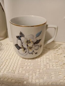 Retro hrnek Czechoslovakia Jasmín