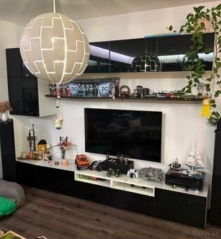 Obyváková stěna IKEA