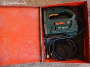 PILA PŘÍMOČARKA BOSCH PST 700 PAE & KUFR KOV