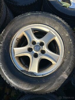 Hyundai Santa Fé - zimní pneu včetně elektronů