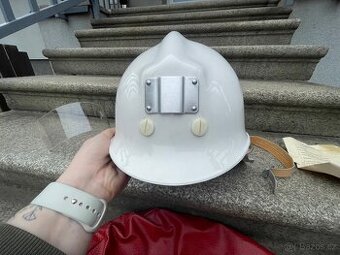 Hasičská přilba – PZ 11 - bílá, včetně příslušenství