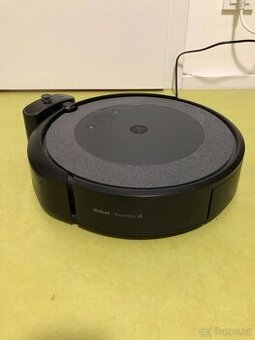 Roomba i5 robotický vysavač od iRobot