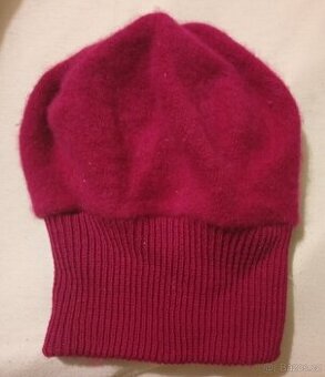 DÁMSKÁ ČEPICE - 1