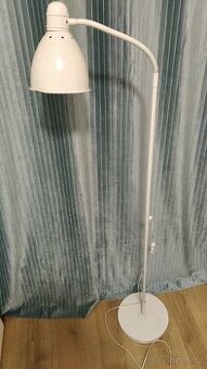 Stojací lampa IKEA