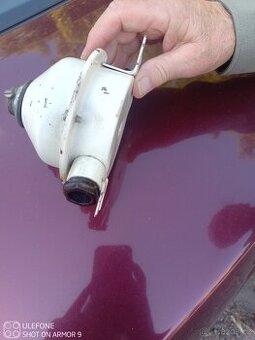 Plechové držáky (připojovací krabice) na zářivky