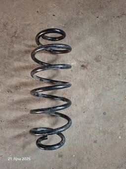 PRUŽINA ZADNÍHO ZAVĚŠENÍ LANCIA DELTA III