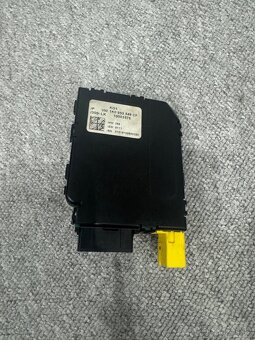 Podvolantová jednotka CF