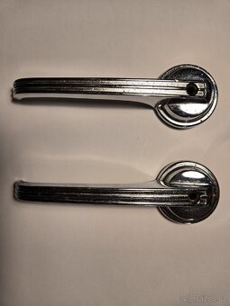 Ford Mustang 65 66 67 - vnitřní kliky dveří