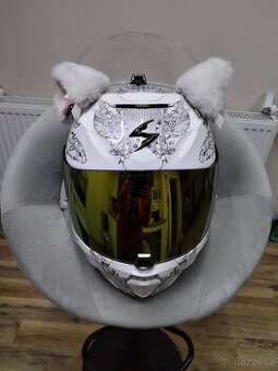 Helma na motorku velikost M