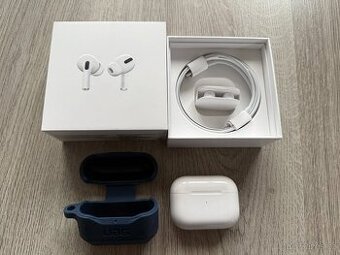 AirPods Pro s MagSafe nabíjecím pouzdrem + UAG kryt