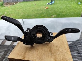 Audi A3 Podvolantove páčky/Lukas