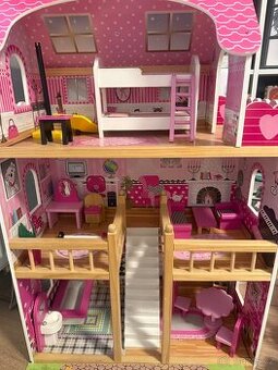 Domeček pro panenky