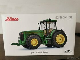 Model traktor john deere 8400 1:32 (zetor,tatra,claas,ts