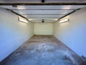 Prodej zrekonstruované garáže o velikosti 22 m2.