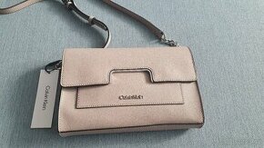 Cross body kabelka Calvin Klein - 1
