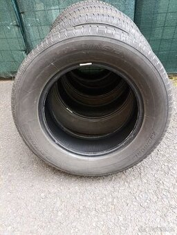 235/60/R16 100H