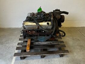 Motor Mopar 360 cui V8