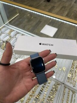 Apple Watch SE 2022