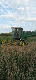John Deere 630