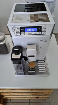 Automatický kávovar Delonghi Eletta Cappuccino Top