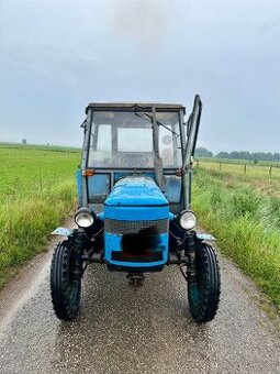 Prodám 4011 včetně spz a stk