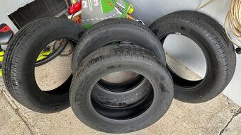 Continental 215/65/17 V XL