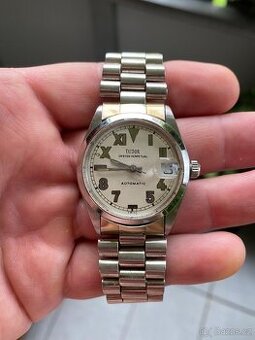 Tudor Oyster Perpetual Date
