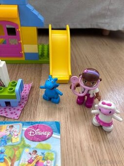 Lego Duplo 10606 - Doktorka Plyšáková - Ordinace na dvorku