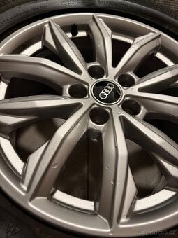 Originál ALU Audi 235/65 R17