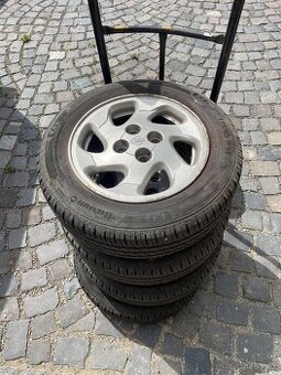 Letní sada kol 14x5,5J 4x100 originál Nissan