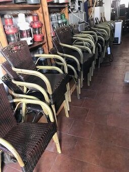 vybavení restaurace, vinárny, restaurační nábytek, lavice,