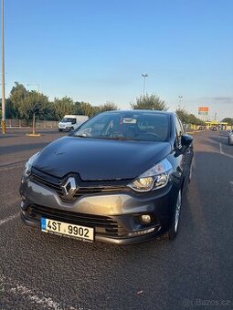 Renault Clio - 1