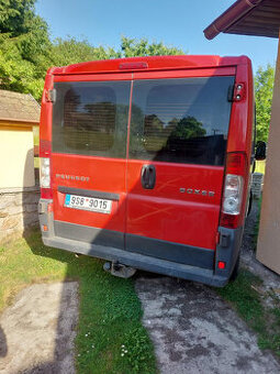 Peugeot Boxer 2010 6 míst
