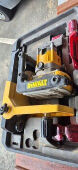 Akumulátorový Dewalt hor.rotační laserový nivel.