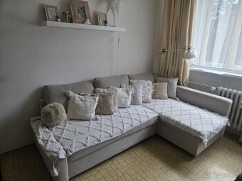 Ikea pohovka včetně doplňků