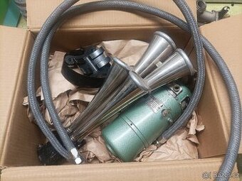 Houkačka ,sirena Tatra 805 , Praga RN , Avia , IFA , Robur