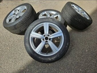 Zimní ALU kola R20 originál Audi Q8