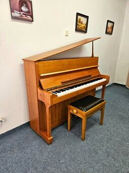 Prodám pianino STEIBECK s dopravou a zárukou .