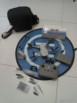 DJI Mini 2 SE Fly More Combo