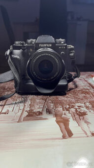 Fujifilm X-T3 + Battery Grip + Remote Control