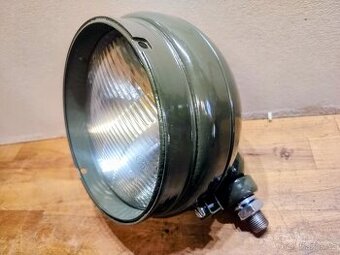 Světlomet Praha V3S