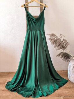 Společenské šaty, plesové šaty