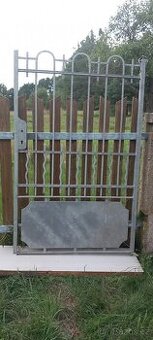 STARÁ KOVANAÁ VRATA - 1