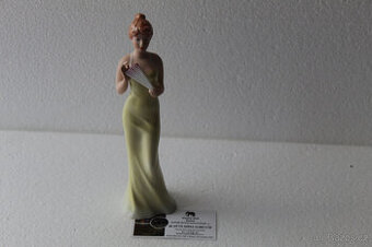 Dáma s vějířem, Royal Dux