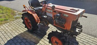Malotraktor Kubota B7001 4x4