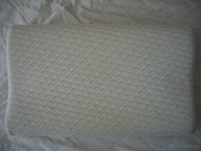 Prodám anatomický polštář zn. Wellpur